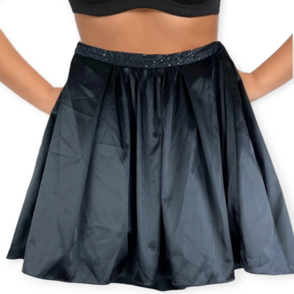 Formal 2 Piece Skirt Set Size Large - Picture 5 of 7